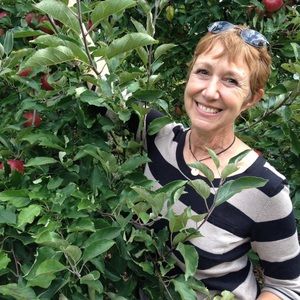 Meet your Posher, Angela